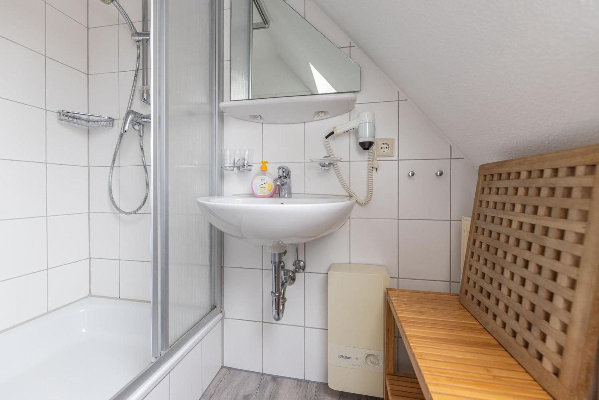 Ferienwohnung Ahoi Thiessow Bagian luar foto